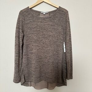 Larry Levine Brown and Black Sweater with Flowy Back Size Large